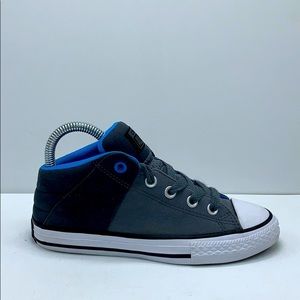 Youth Converse Chuck Taylor Hi Tops
